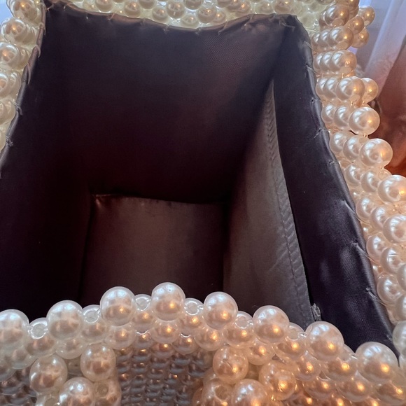 Beaded/Pearl Handmade Tote. White. Satin lined Interior. - Picture 13 of 15